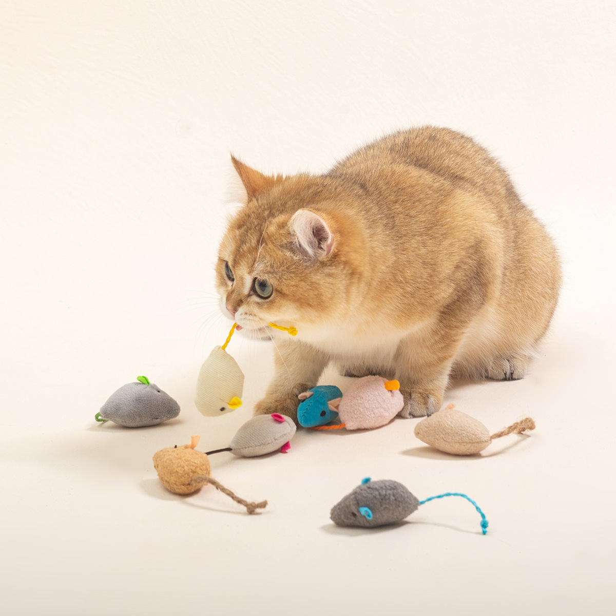 16 Buah Mainan Tikus Interakti - Catnip Interactive Plush Mouse ulasan dan harga